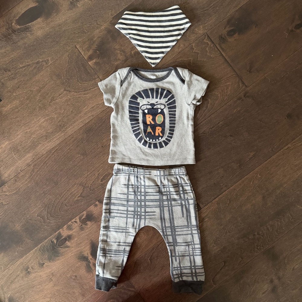 Koalababy Organic Lion 3-Piece Baby Outfit